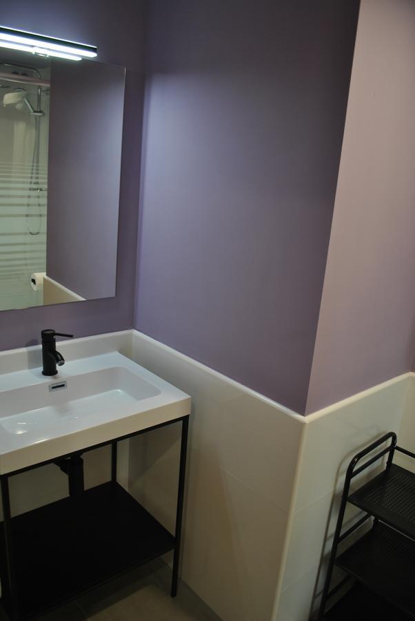 Hostal Universitat Сервера Экстерьер фото